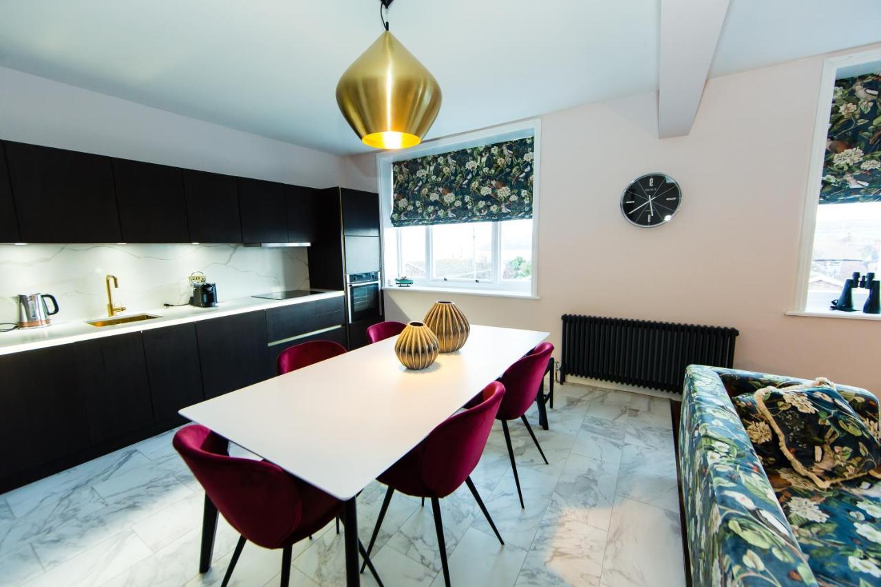 Rounton Villa By Maison Parfaite - Hot Tub - Sea Views - Parking Робін-Гудс-Бей Екстер'єр фото